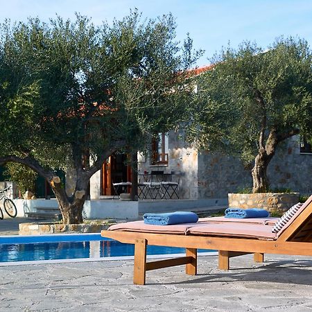 Fortino Villas Livadi  Buitenkant foto